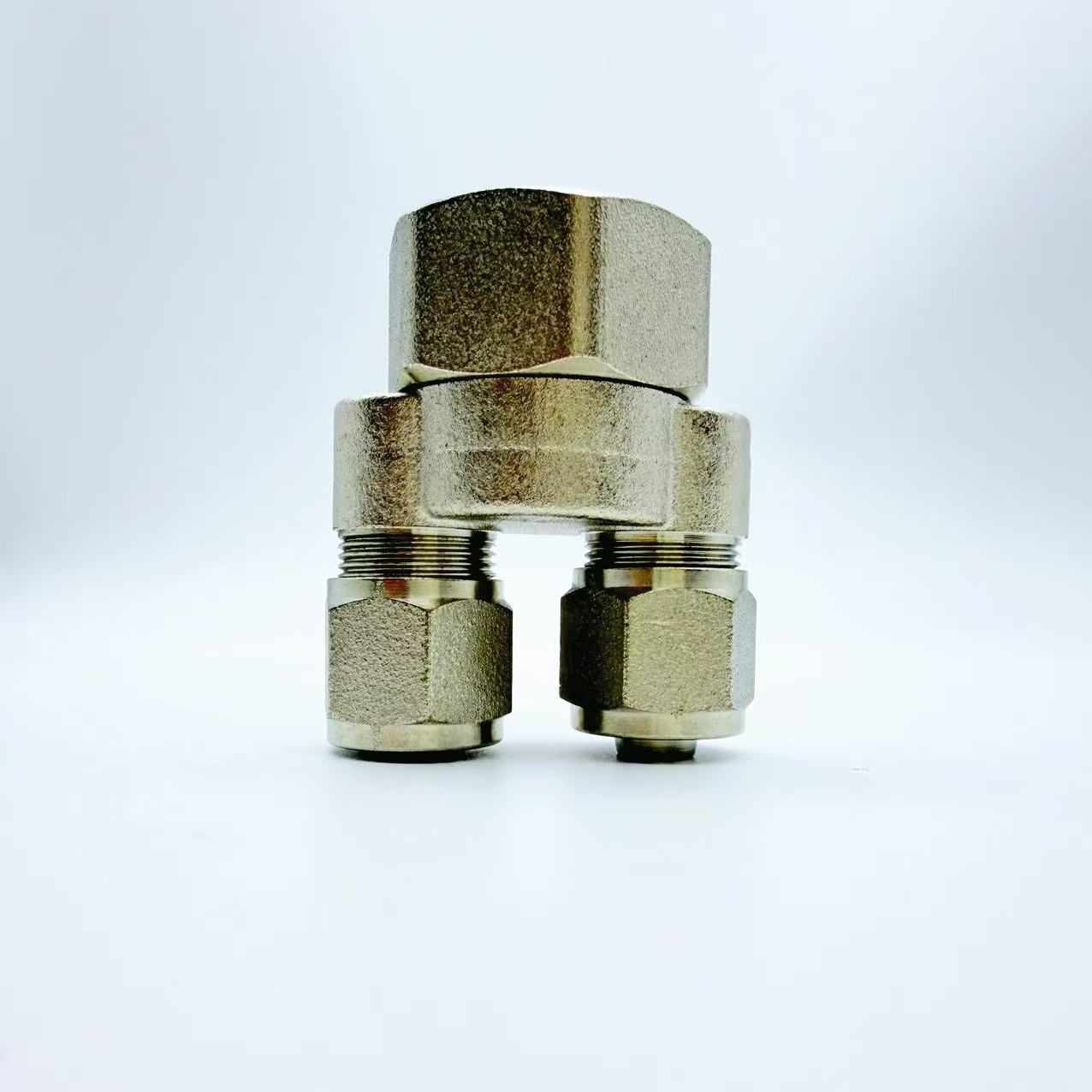 Female threaded Y-shaped double ferrule အကိုင်းအခက် ချိတ်ဆက်ကိရိယာ